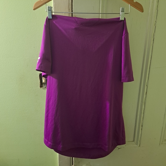 Cutter & Buck T-Shirt - Picture 7 of 8